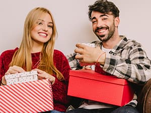 Qunrwe Pocket Hug Token,Long Distance Gifts Keepsake,Double Sided Inspirational Thinking of you Gift with Leather Keychain