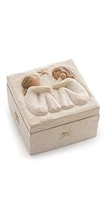 Willow Tree Grandmother, Love that Transcends the Years, Box for Jewelry and Treasures, Reminder of Those you Love who Call you Grandma, Sculpted Hand-Painted Keepsake Box