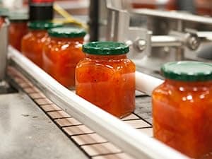 Stonewall Kitchen, New England Breakfast 6-Piece Gift Set with Reusable Basket