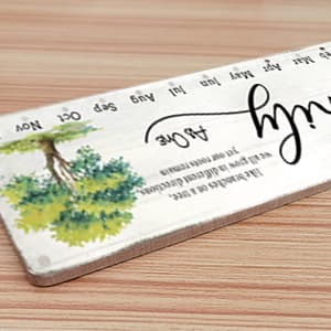 Birthday Gifts for Mom Grandma, Wooden Family Birthday Plaque Reminder Calendar Board Wall Hanging, Grandmother in Law Granny Present for Mothers Day Birthday Christmas Gift, FAMILY Sayings Pattern