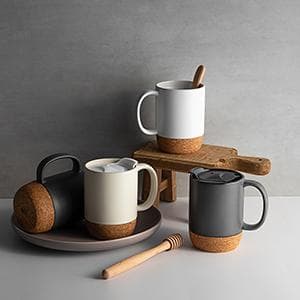 DOWAN Coffee Mugs, 15 oz Mug Set of 2, Large Ceramic Coffee Mug with Cork Bottom and Spill Proof Lid for Mom Dad, Big Mug for Latte Tea, Matte Grey