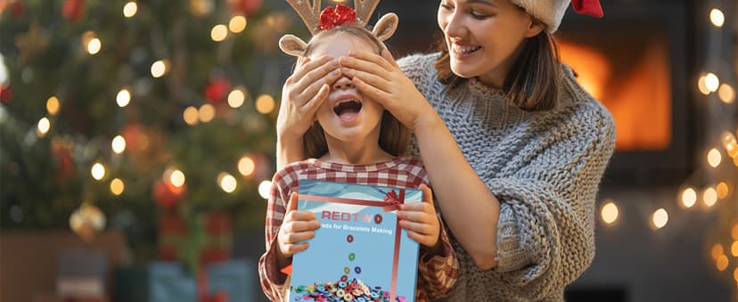 Redtwo 5100 Clay Beads Bracelet Making Kit, Flat Preppy Beads for Friendship Jewelry Making,Polymer Heishi Beads with Charms Gifts for Teen Girls Crafts for Girls Ages 8-12