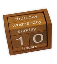 BSIRI Wooden Tic Tac Toe Game - Brain Teaser Puzzles for Adults and Unique Gifts for Kids, Coffee Table Decor Living Room Decor Modern Wood Decor, Classic Board Games for Family (5.5 Inch)