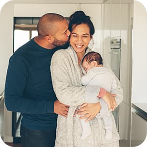 The First-Time Mom's Pregnancy Journal: Monthly Checklists, Activities, & Journal Prompts