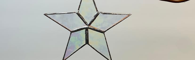 Handmade Iridescent Stained Glass Star With Heartfelt Thank You Message - Thank You Gift For Someone Special/Appreciation Gift/Gratitude Gift for Friends, Neighbors/Colleagues (Thank You)