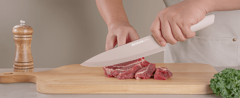 Astercook Knife Set, 13 Pieces Kitchen Knives Set with Healthy Anti-Rust Coating, Dishwasher Safe, Stainless Steel Chef Knife Sets with 6 Blade Guards, Perfect Holiday Gifts for Kitchen