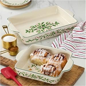 Lenox Serveware, Hosting The Holidays Cheese Plate & Knife Set, Service for 1, Ivory Porcelain, Dishwasher Safe, 6.75 Inch Diameter, Christmas Decorations, Christmas Decor (White/Green/Red, 2 Pieces)
