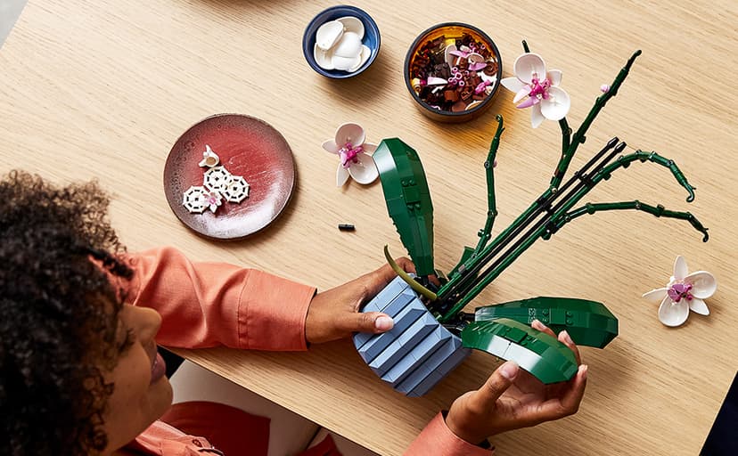 LEGO Botanicals Orchid - Artificial, Fake Indoor Flowers Building Set for Home, Kitchen, Desk Decoration, Adults Ages 18+ - Gift for Birthdays - 10311