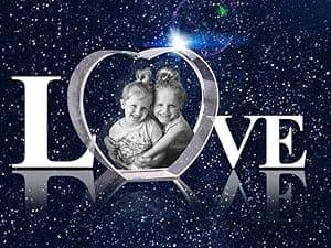 3D Crystal Photo, Christmas Personalized Gift,Customized Gifts for Wife, Women, Him, Her, Dad and Mom. Custom Picture Gifts for Christmas, Father's Day, Birthday, Wedding, Anniversary, Memorial, Picture Gift for Pet Lovers.