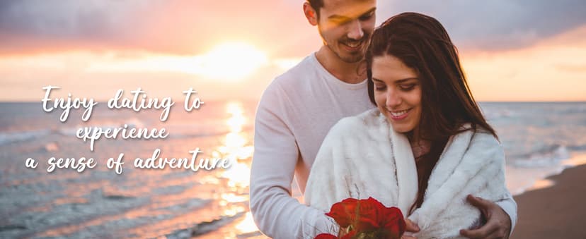 Couples Gifts for Boyfriend Girlfriend, 40 Scratch Off Date Ideas Bridal Shower Gifts, Stocking Stuffers for Women Men, Anniversary Birthday Presents for Husband, Couple Games for Engagement Wedding