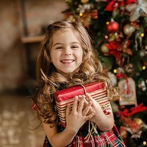 DDAI Arts and Crafts for Kids Age 8-12 Friendship Bracelet Making Kit for Girls - Best Birthday Gifts Ideas for Girl 7 9 10 11 Year Old - Popular Bracelets String Maker Toys Set