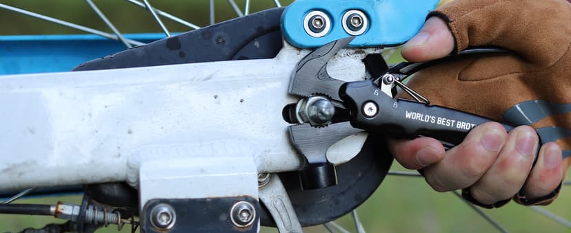 Gifts for Brother on Christmas - Brother Gifts, Brothers Gift from Sister - Fathers Day Birthday Gift for Brothers - Christmas Brother’s Presents, Multitool Hammer