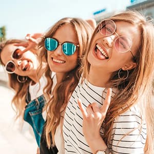 HOHOTANG Best Friend Bracelets for 3, Friendship Bff Matching Heart Bracelet for Women, Trio Bracelets Adjustable Birthday Jewelry Gifts for Best Friends