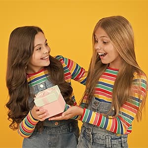 Personalized Brick Matching Heart Keychains - Valentine's Gifts for Mom, Dad, Couple, Boyfriend, Girlfriend, Lovers