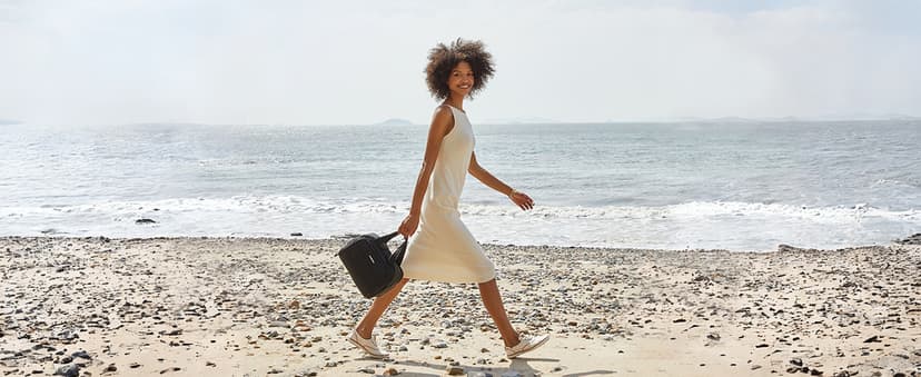 BAGSMART Travel Toiletry Bag, Lightweight Large Wide-open Travel Bag for Women, Puffy Cosmetic Makeup Bag Organizer with Handle for Accessories,Essentials, Toiletries, Dark Pink